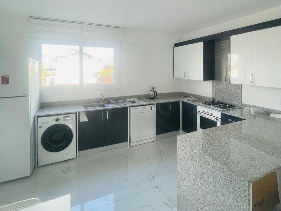 Апартаменты в Кирении, Кипр, 160 м² - фото 4