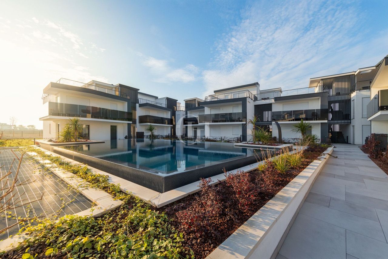 Апартаменты у озера Гарда, Италия, 185 м² - фото 5