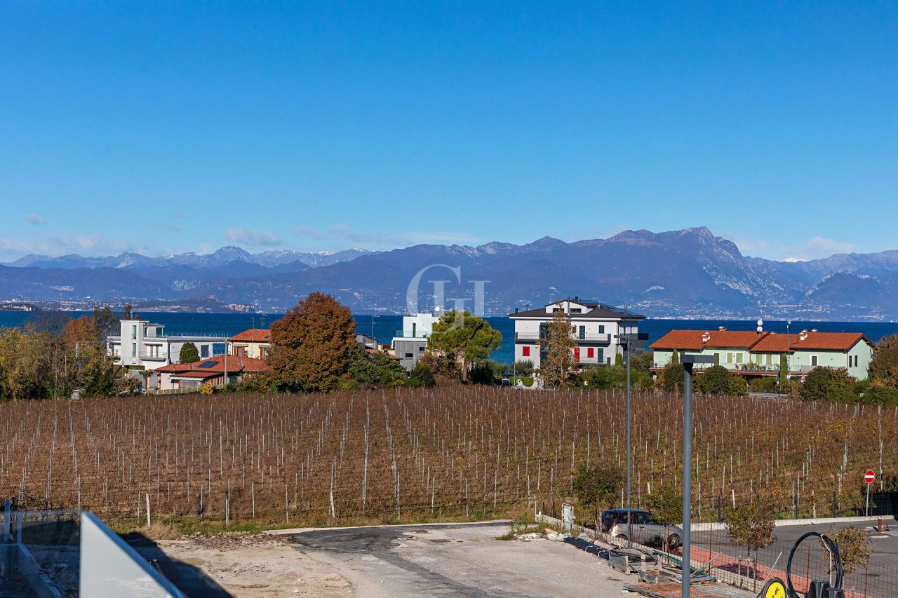 Апартаменты у озера Гарда, Италия, 113 м² - фото 15