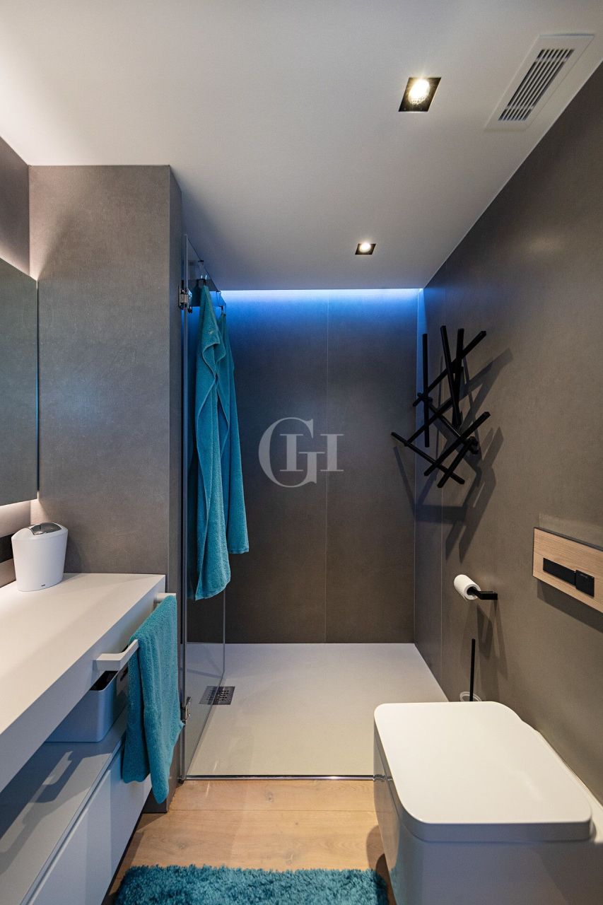 Апартаменты у озера Гарда, Италия, 113 м² - фото 11