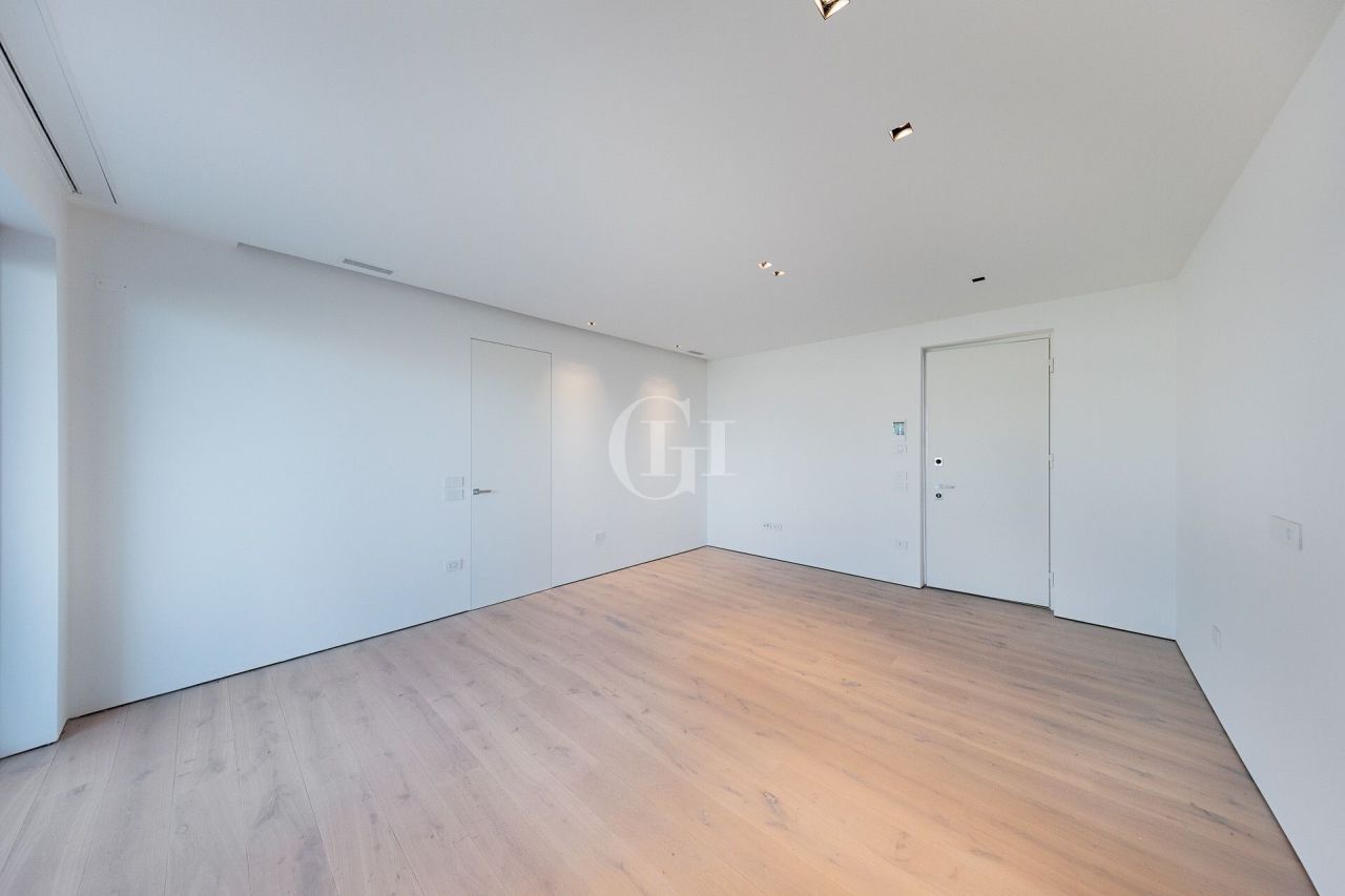 Апартаменты у озера Гарда, Италия, 90 м² - фото 5