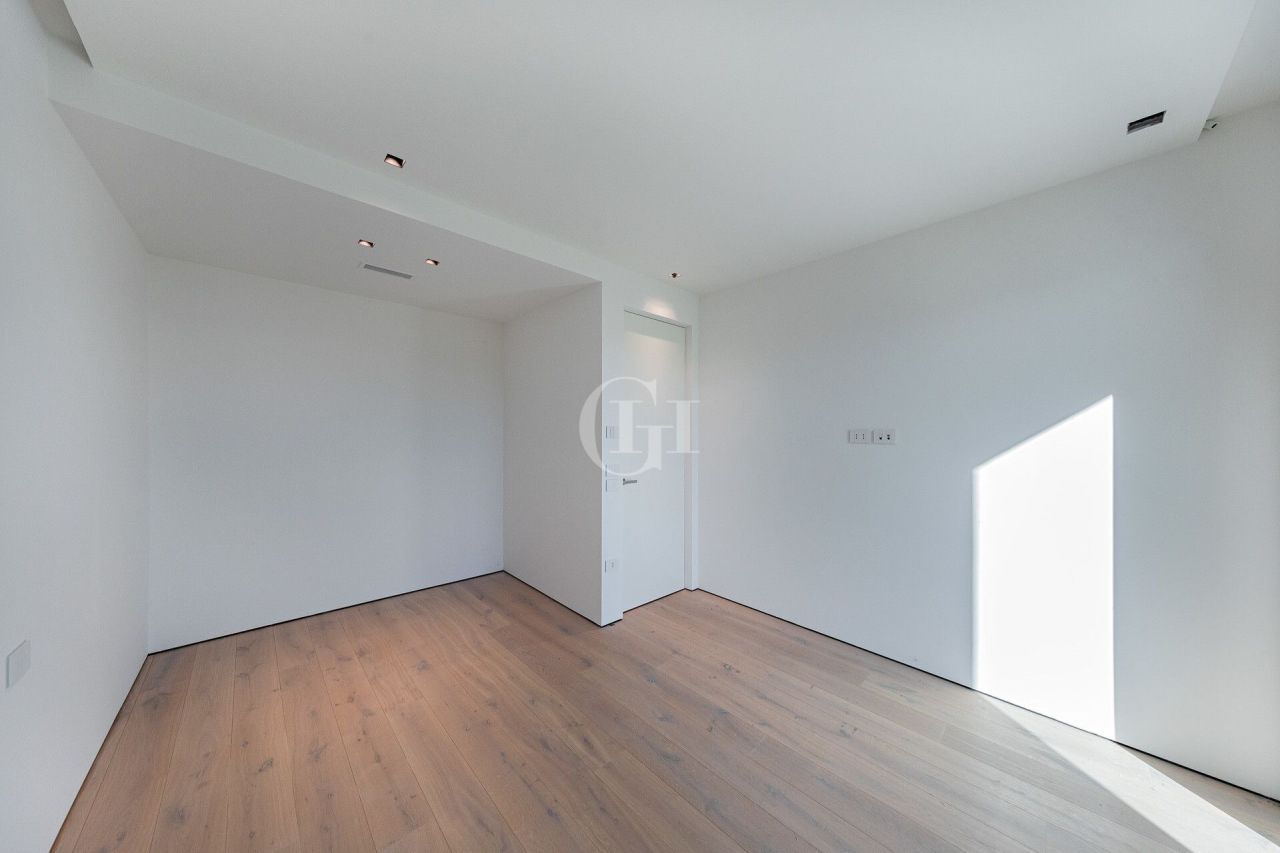 Апартаменты у озера Гарда, Италия, 90 м² - фото 10