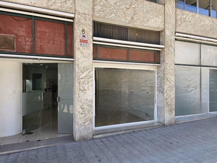 Коммерческая недвижимость в Барселоне, Испания, 273 м² - фото 2