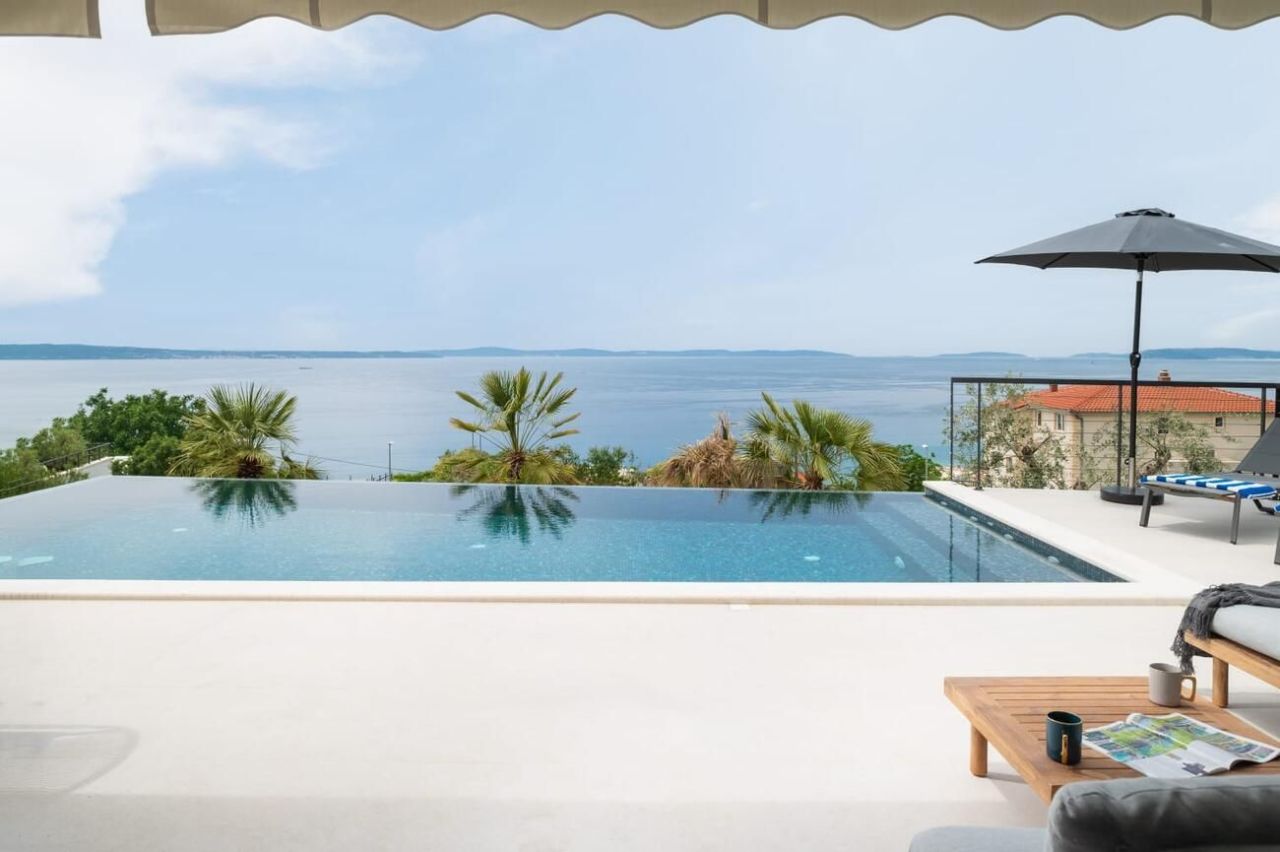 Вилла в Подстране, Хорватия, 320 м² - фото 1