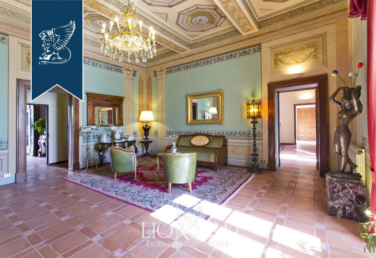 Отель, гостиница в Пьегаро, Италия, 3 650 м² - фото 3