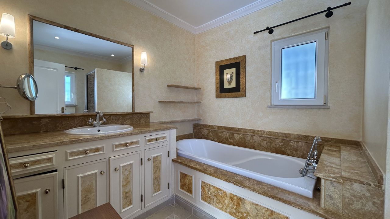 Вилла в Лагуше, Португалия, 335 м² - фото 9