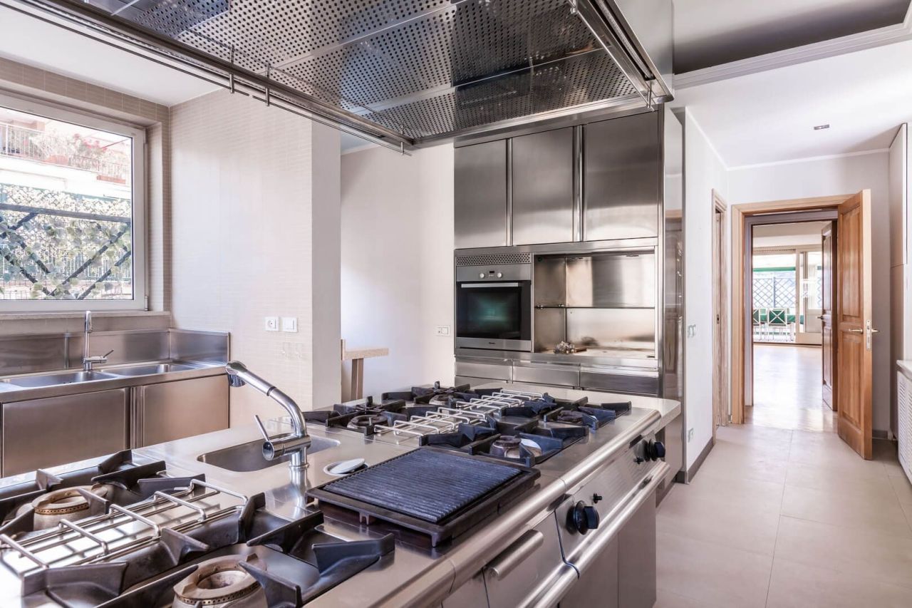 Пентхаус в Риме, Италия, 240 м² - фото 9