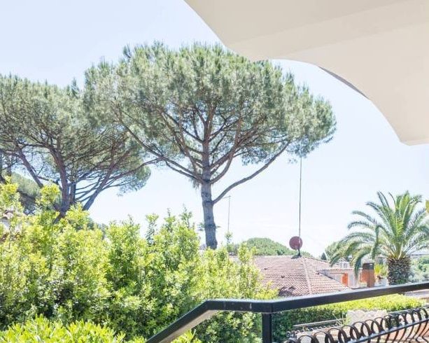 Вилла в Риме, Италия, 400 м² - фото 2