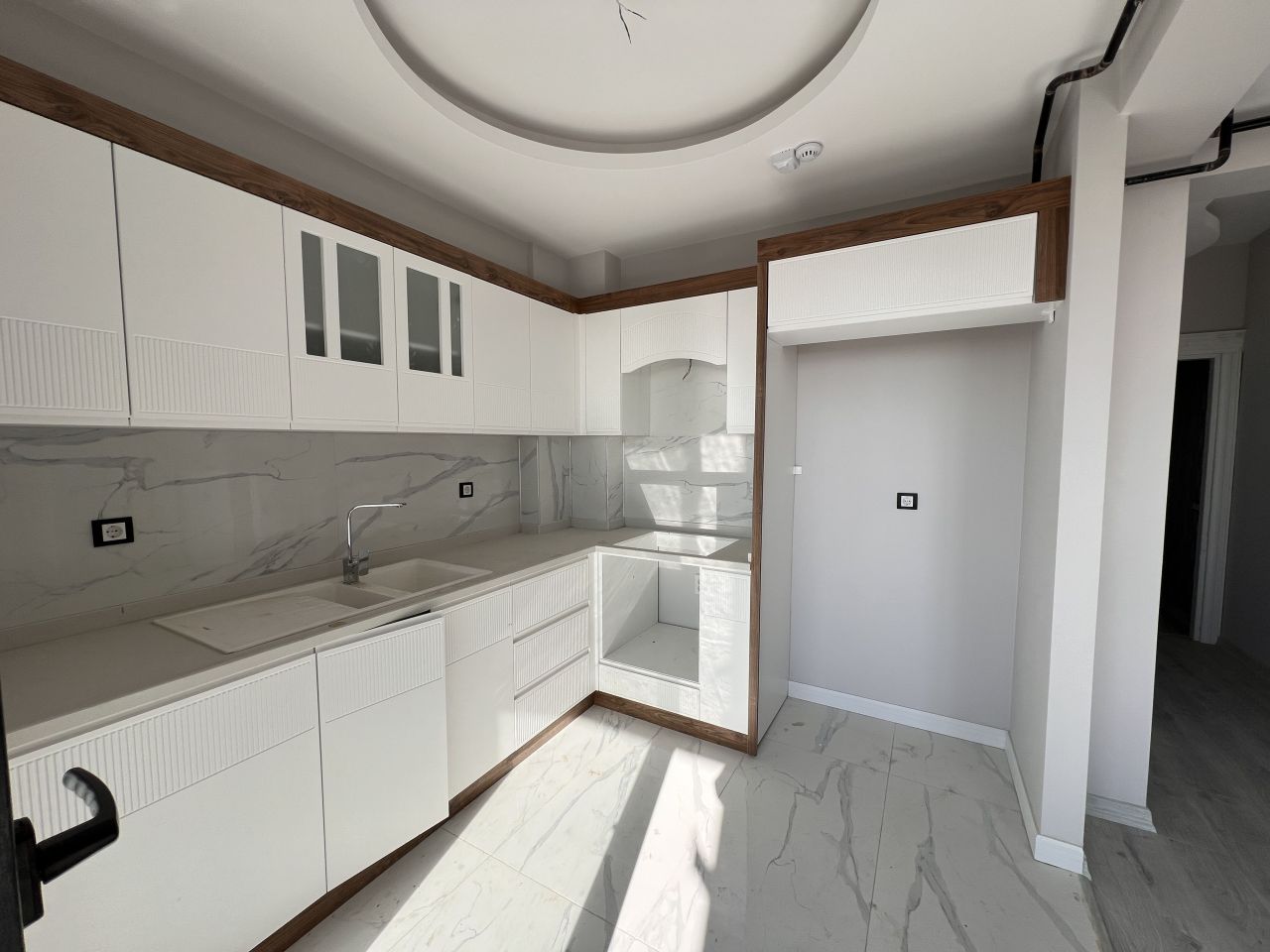 Квартира в Мерсине, Турция, 80 м² - фото 1