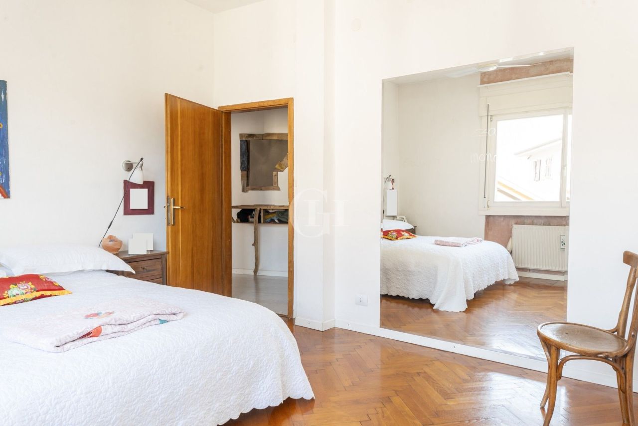 Апартаменты у озера Гарда, Италия, 89 м² - фото 14