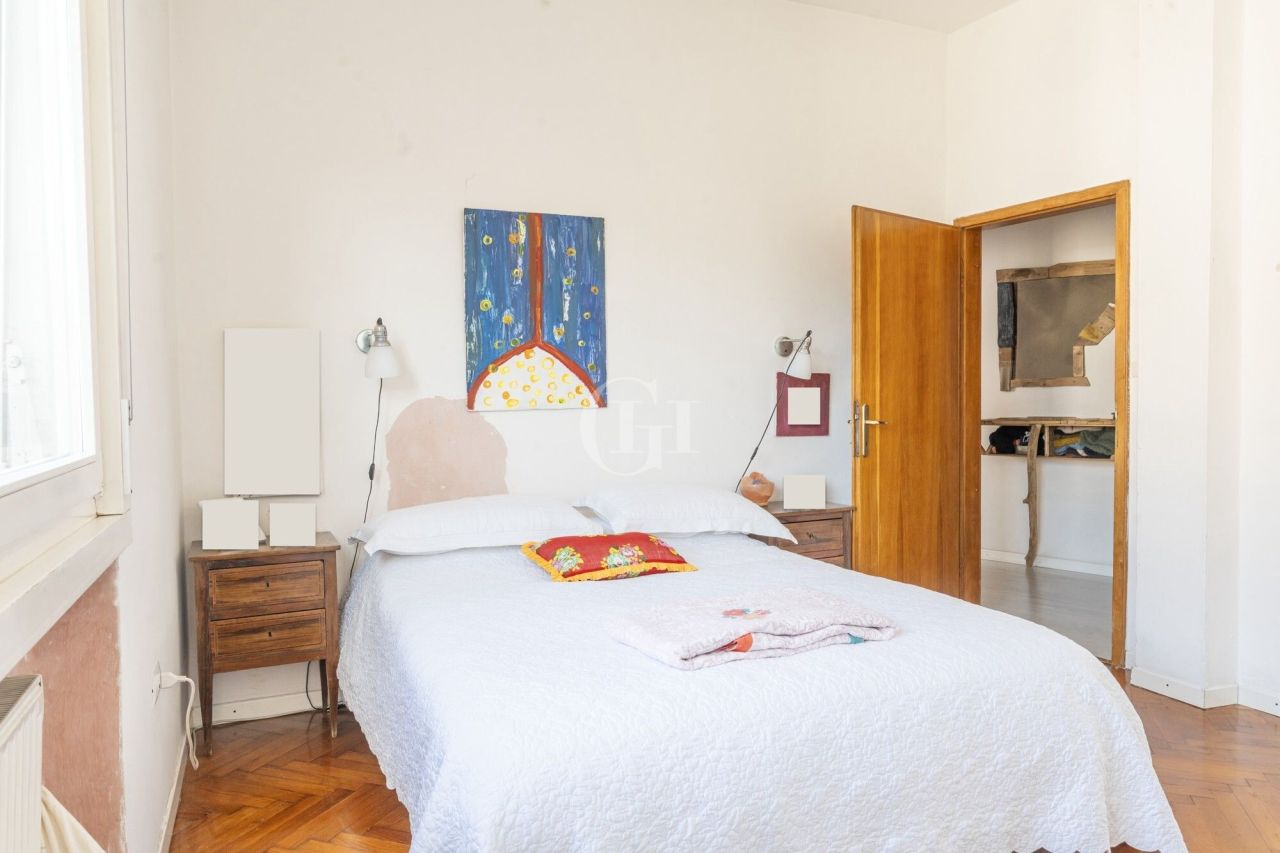 Апартаменты у озера Гарда, Италия, 89 м² - фото 15