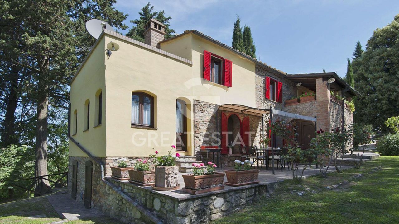 Дом в Вольтерре, Италия, 219.75 м² - фото 2