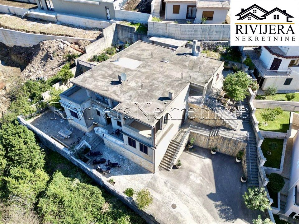 Дом в Доброте, Черногория, 289 м² - фото 4