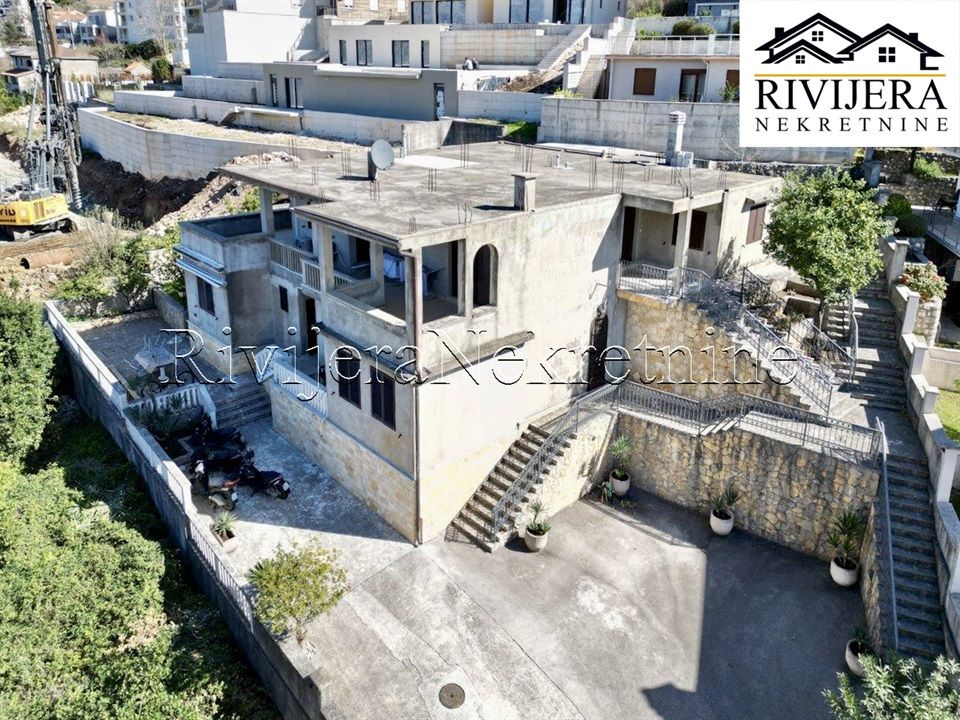 Дом в Доброте, Черногория, 289 м² - фото 5