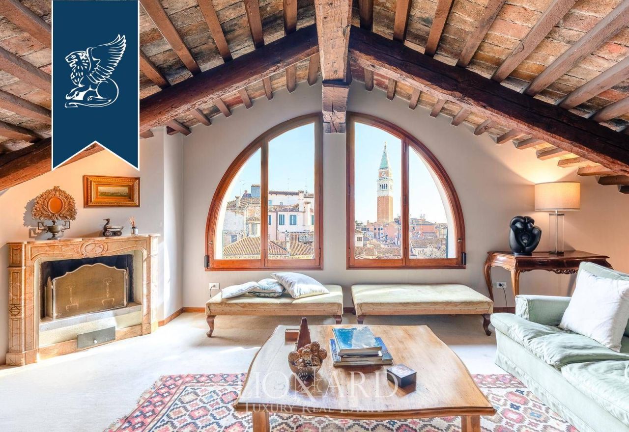 Дом в Венеции, Италия, 430 м² - фото 4