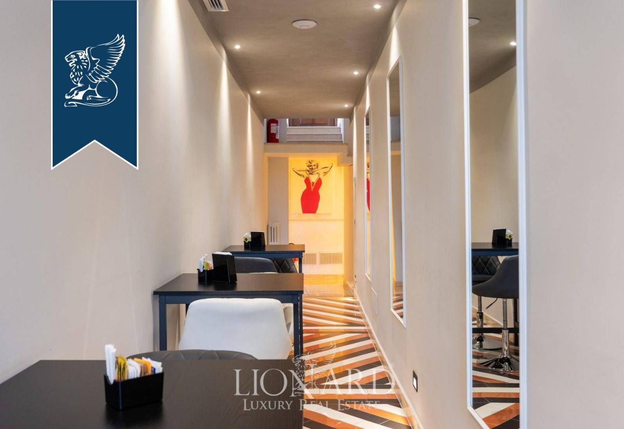 Апартаменты в Риме, Италия, 250 м² - фото 18