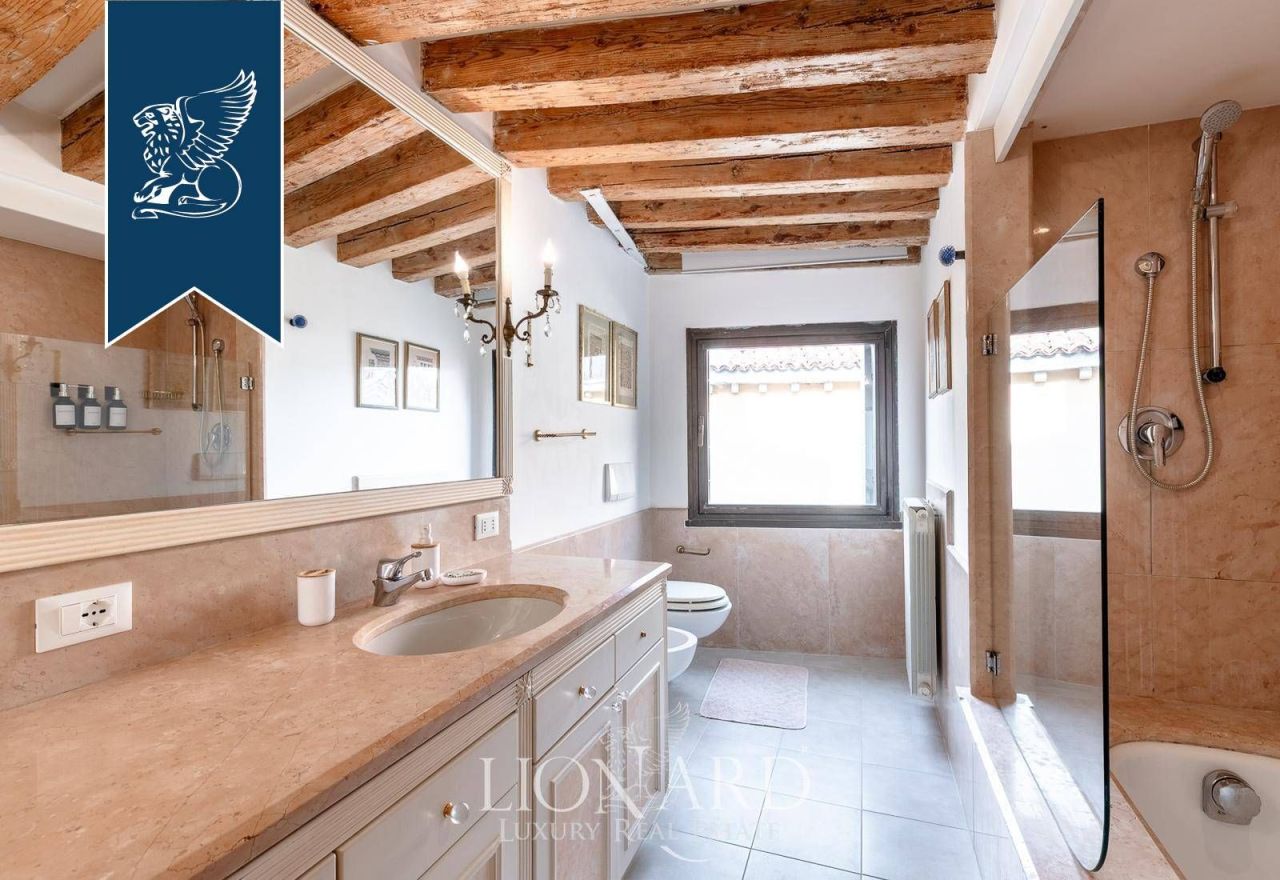 Дом в Венеции, Италия, 430 м² - фото 18