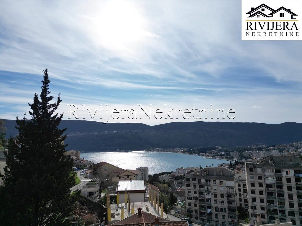 Вилла в Херцег-Нови, Черногория, 190 м² - фото 6