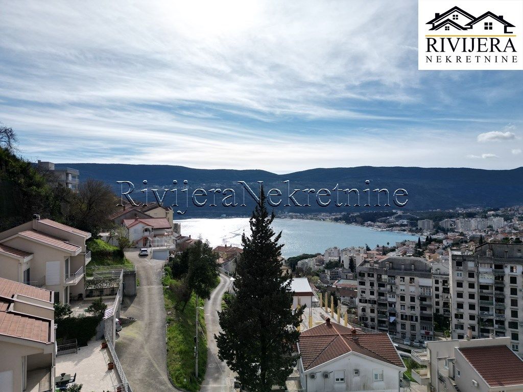 Вилла в Херцег-Нови, Черногория, 190 м² - фото 5