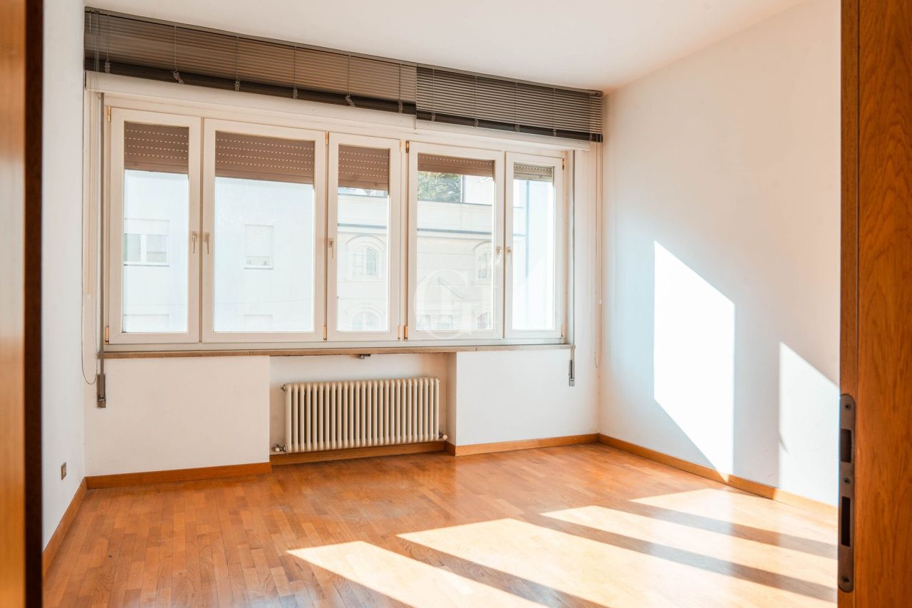 Апартаменты у озера Гарда, Италия, 130 м² - фото 6