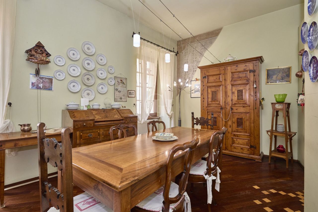 Апартаменты у озера Гарда, Италия, 190 м² - фото 9