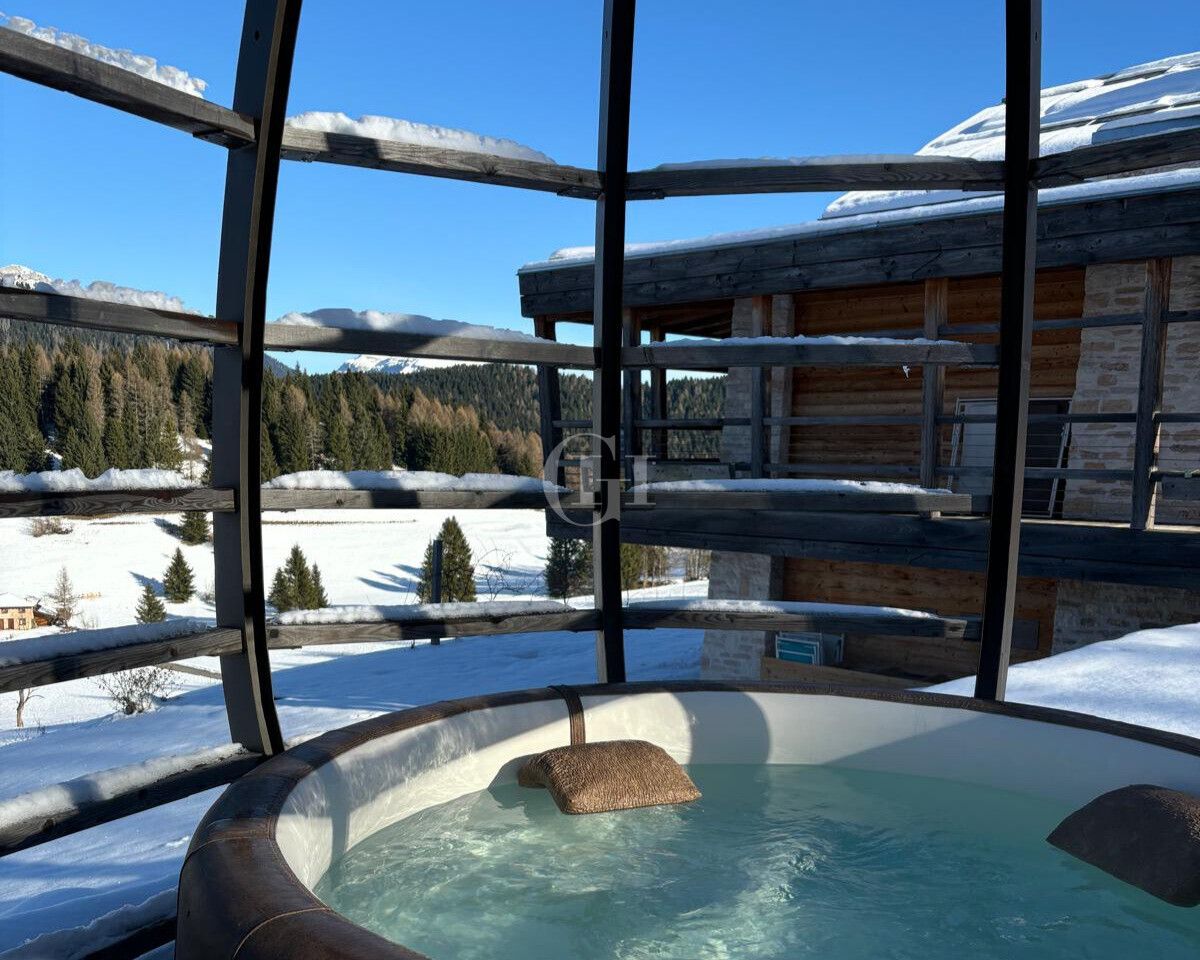 Вилла в Тренто, Италия, 300 м² - фото 2