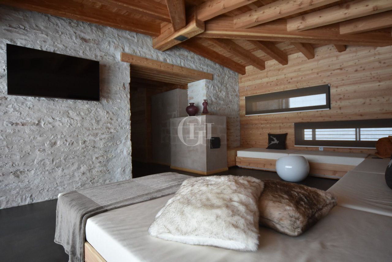 Вилла в Тренто, Италия, 300 м² - фото 12