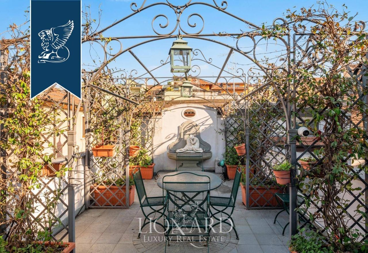 Вилла в Милане, Италия, 500 м² - фото 13