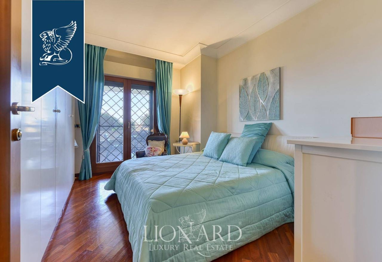 Апартаменты в Риме, Италия, 270 м² - фото 16