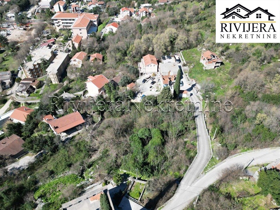 Земля в Рисане, Черногория, 1 241 сот. - фото 3