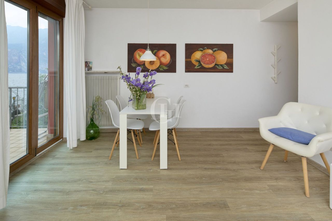 Апартаменты у озера Гарда, Италия, 175 м² - фото 10