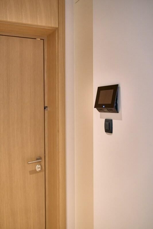 Квартира в Тивате, Черногория, 102 м² - фото 13