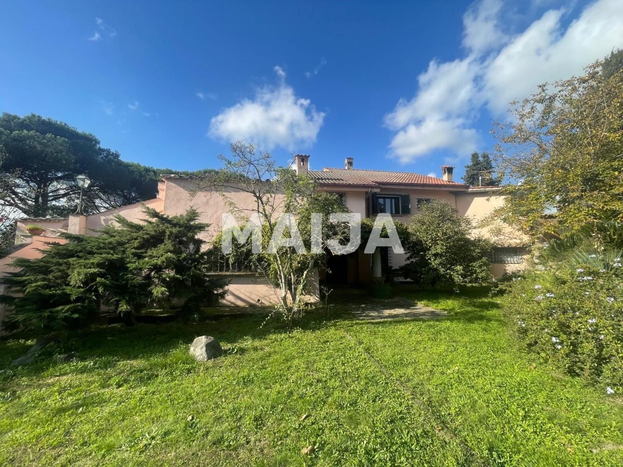 Вилла Sacrofano, Италия, 730 м² - фото 1