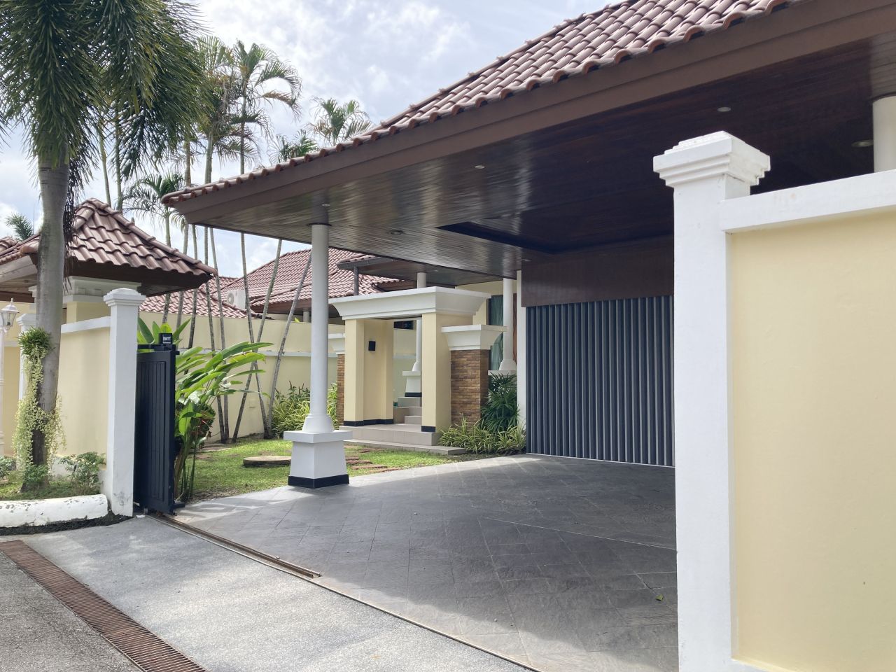 Вилла на Пхукете, Таиланд, 327 м² - фото 2