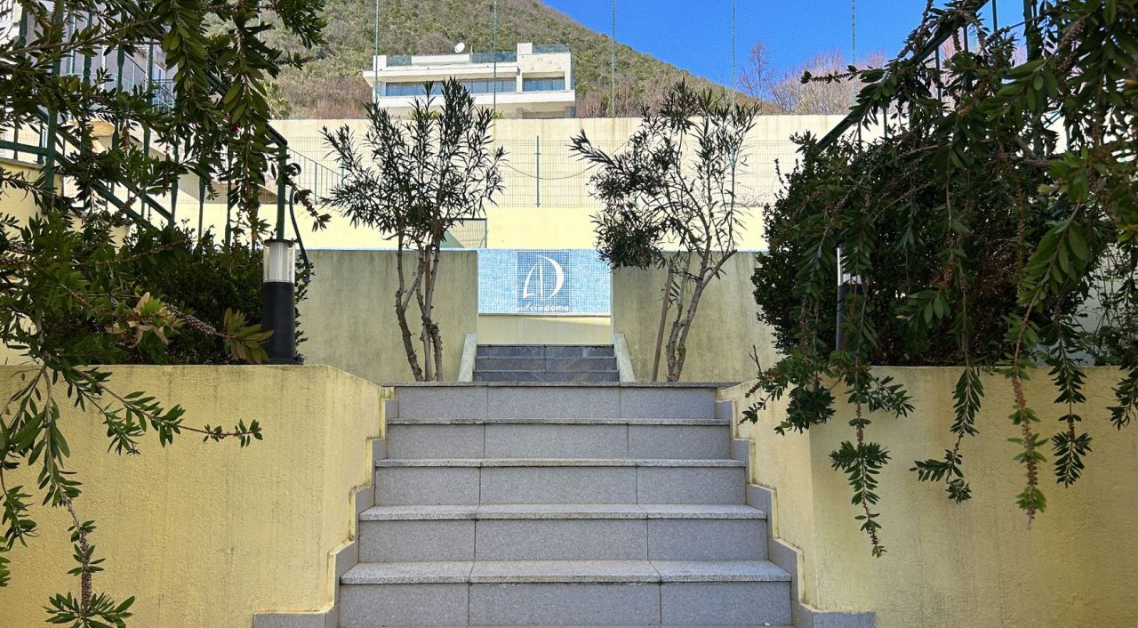 Квартира в Биеле, Черногория, 73 м² - фото 10