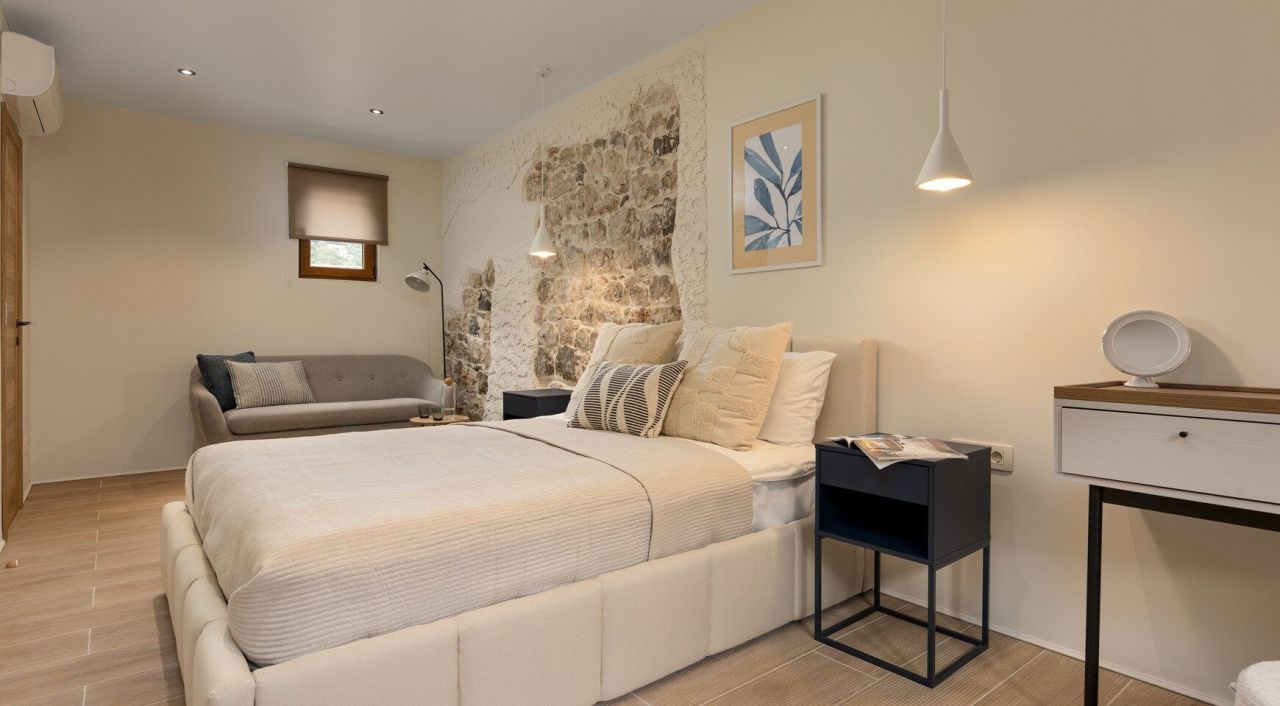 Дом в Которе, Черногория, 170 м² - фото 7