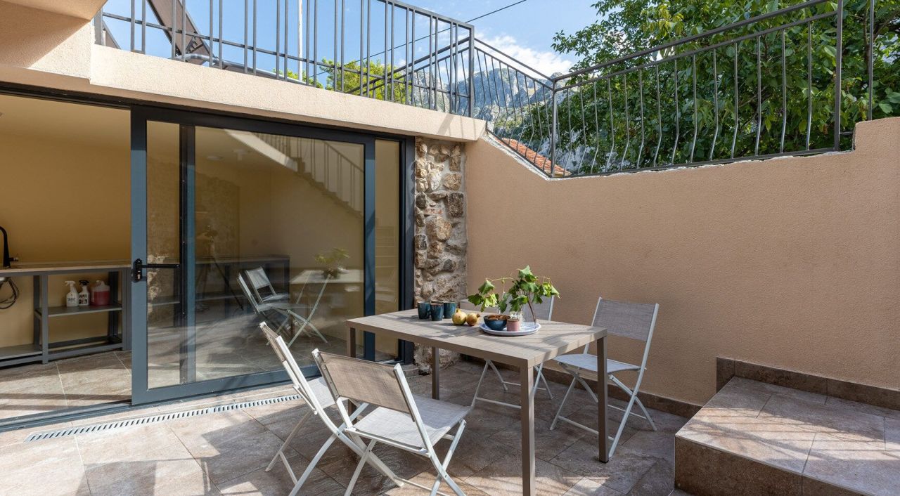 Дом в Которе, Черногория, 170 м² - фото 11