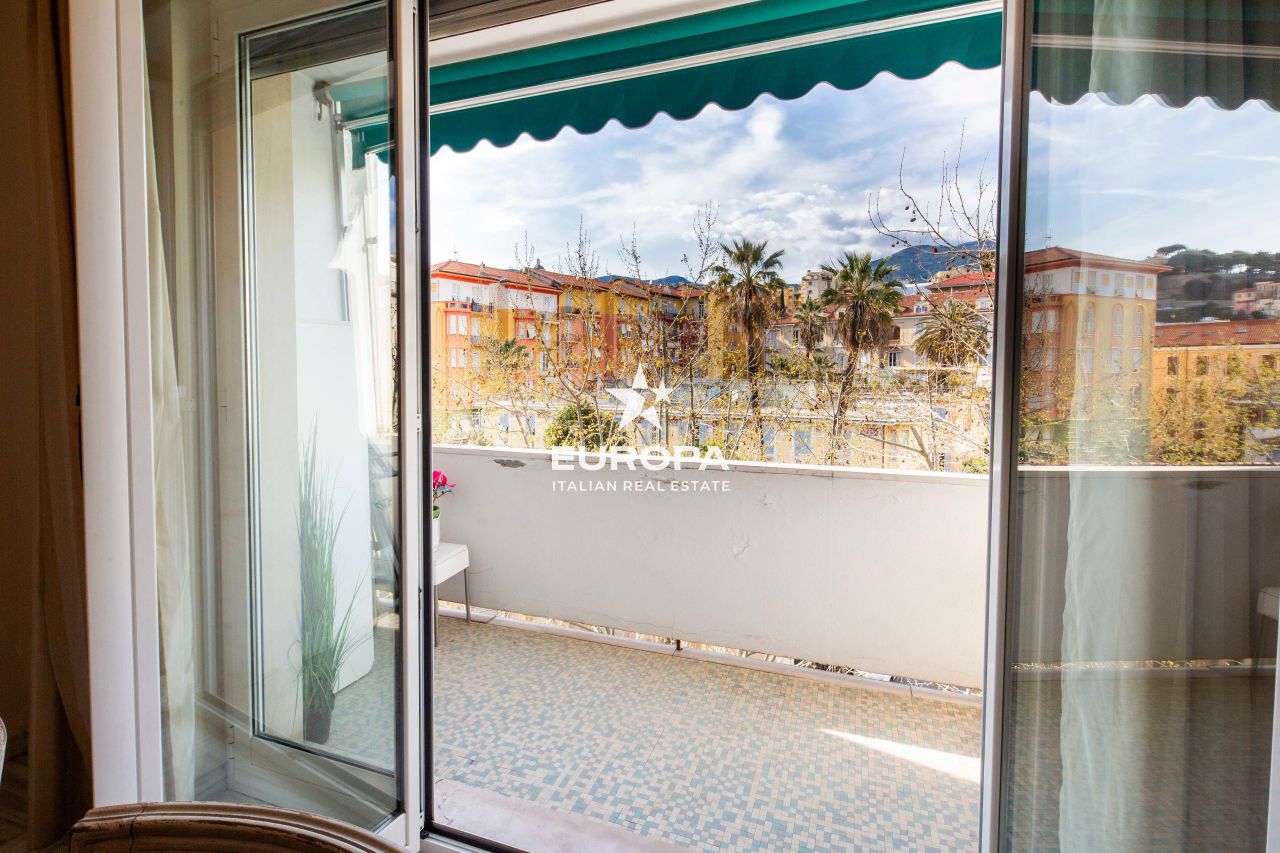 Квартира в Сан-Ремо, Италия, 152 м² - фото 18