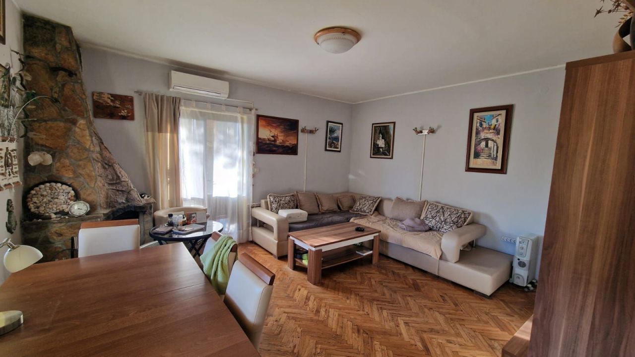 Дом в Херцег-Нови, Черногория, 143 м² - фото 13