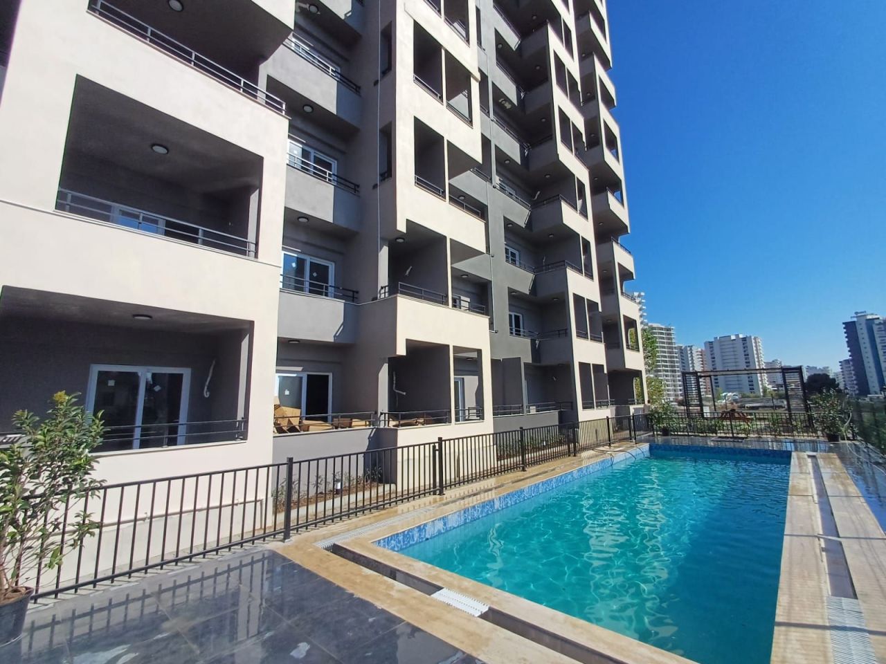 Квартира в Мерсине, Турция, 40 м² - фото 1