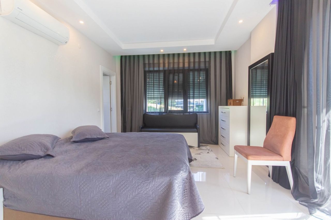 Квартира в Алании, Турция, 200 м² - фото 18