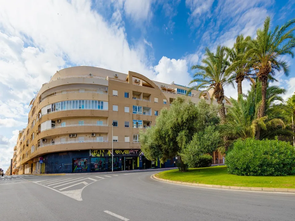 Студия в Торревьехе, Испания, 45 м² - фото 2