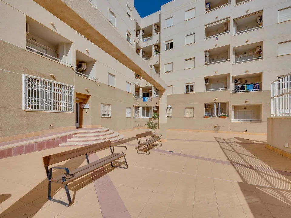 Студия в Торревьехе, Испания, 45 м² - фото 15