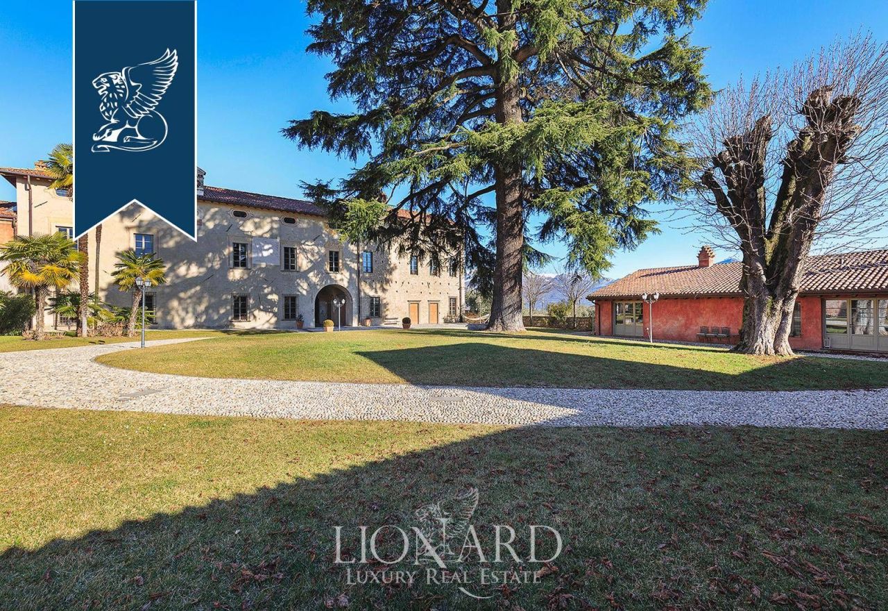 Дом в Брешии, Италия, 6 000 м² - фото 3