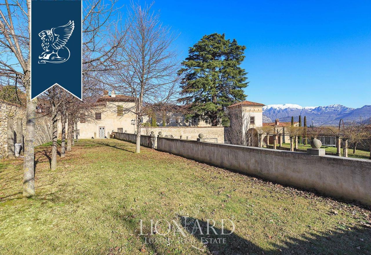 Дом в Брешии, Италия, 6 000 м² - фото 12