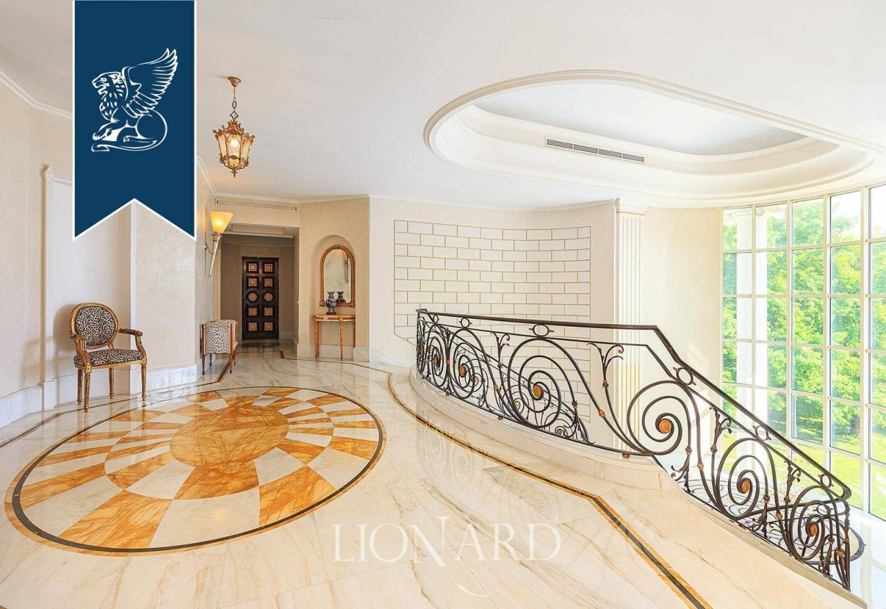 Вилла в Павии, Италия, 1 800 м² - фото 13