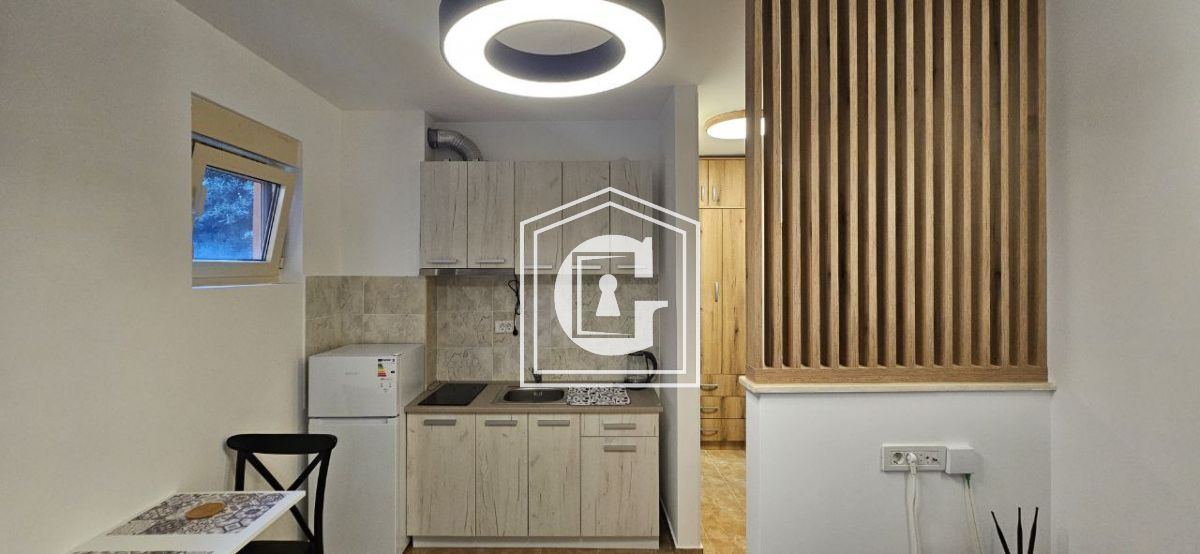 Квартира в Будве, Черногория, 20 м² - фото 1