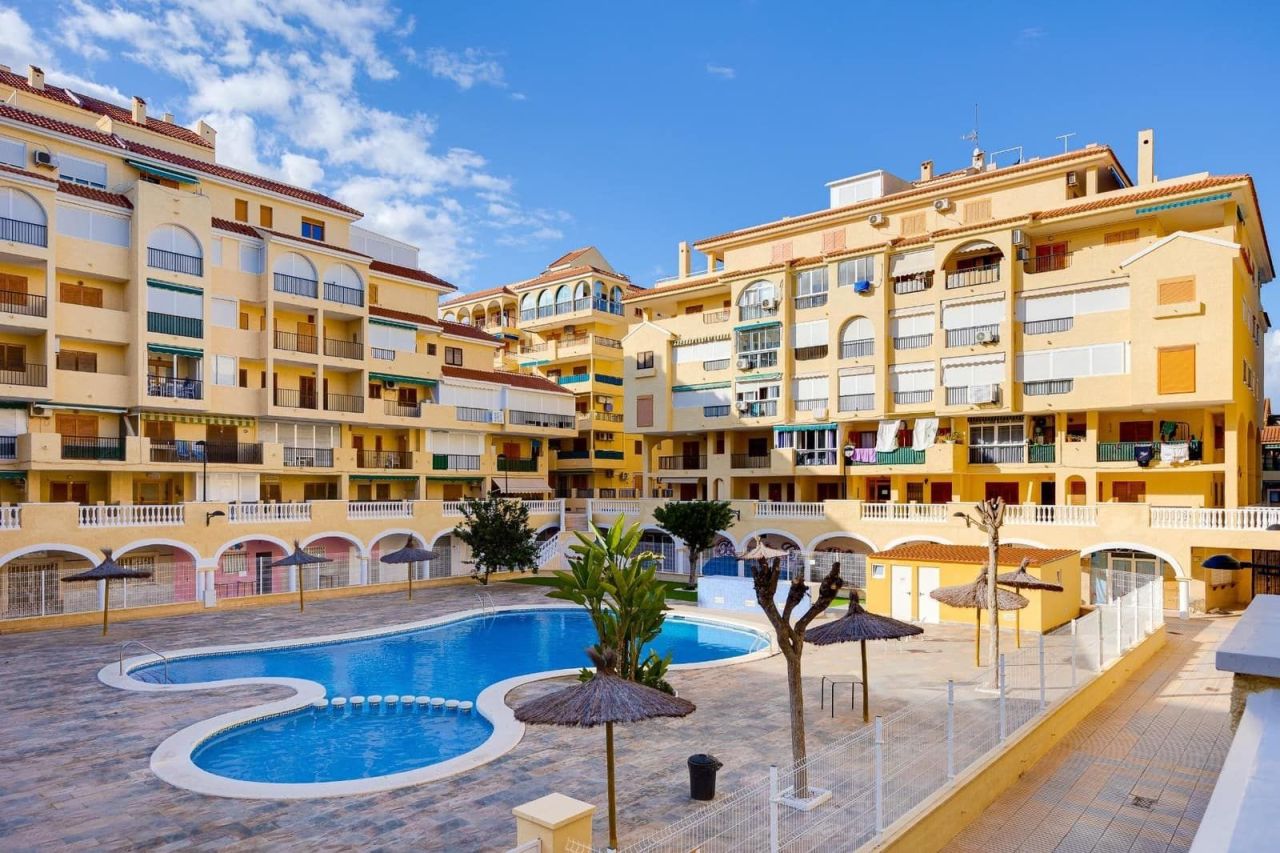 Студия в Торревьехе, Испания, 28 м² - фото 13