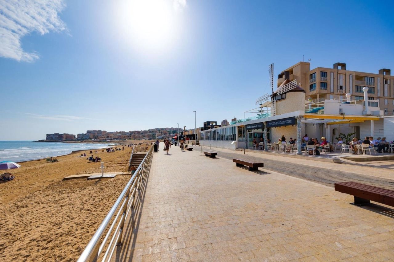 Студия в Торревьехе, Испания, 28 м² - фото 18