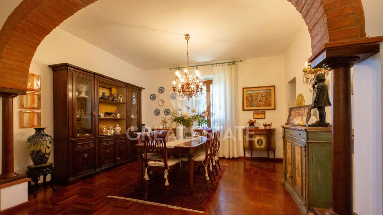 Вилла в Кьюси, Италия, 893.55 м² - фото 13